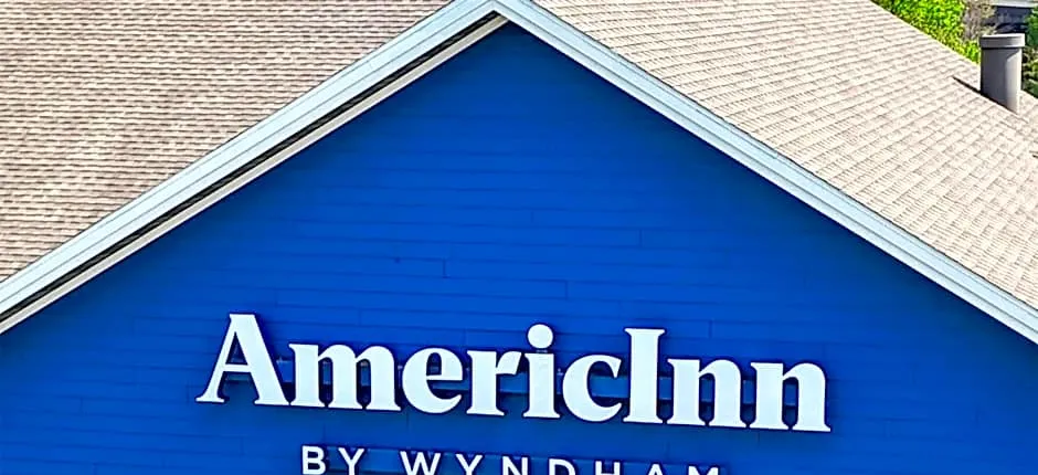 AmericInn by Wyndham Green Bay East