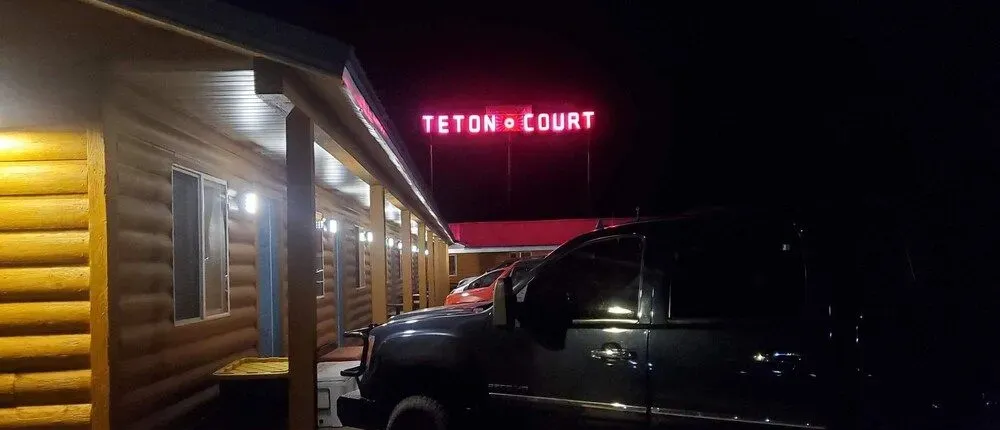Teton Court Motel