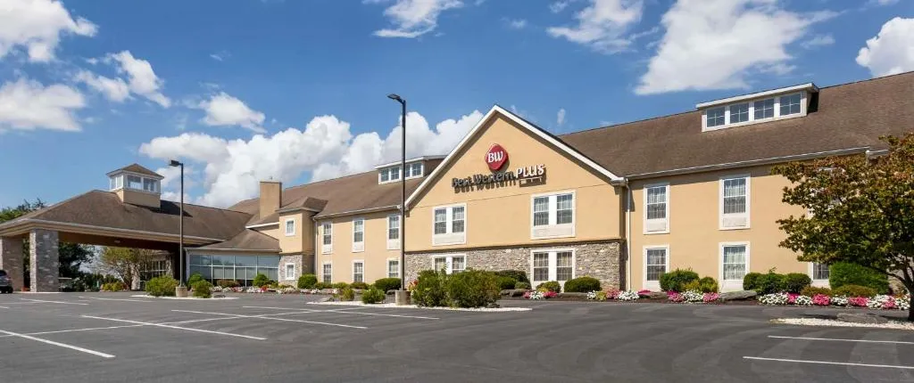 Best Western Plus Revere Inn & Suites