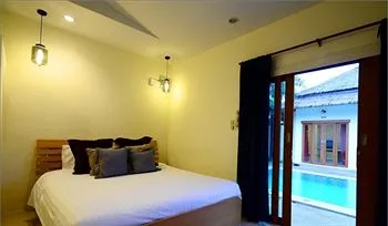 8 Villas Hua Hin
