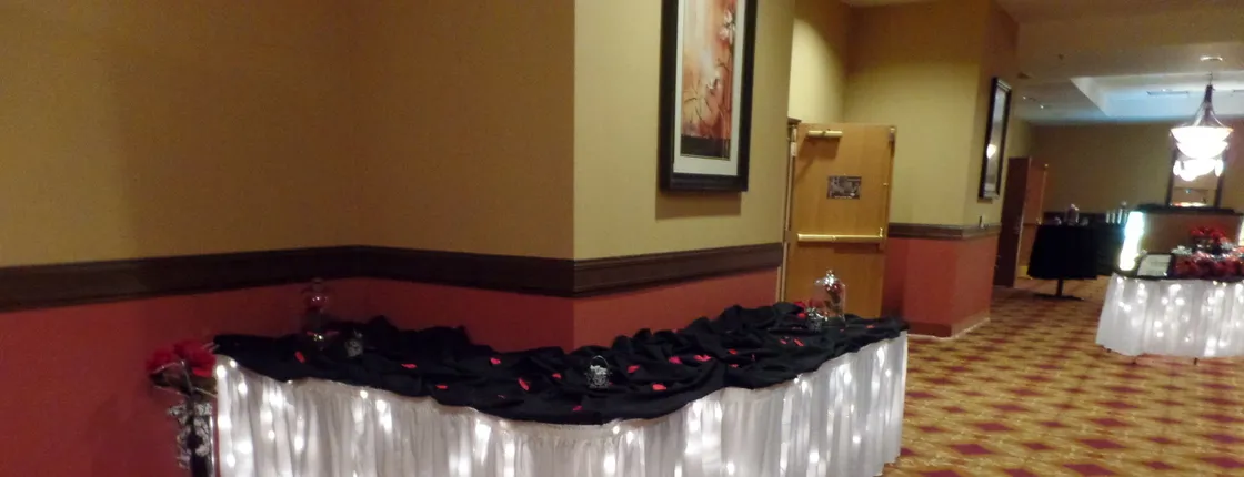 Holiday Inn Hotel & Suites Owatonna