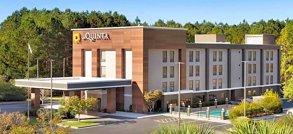 La Quinta Inn & Suites by Wyndham Selma/Smithfield I-95