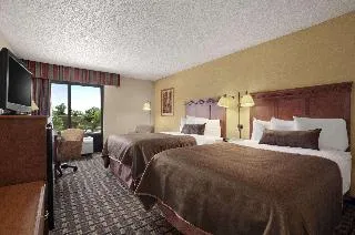 Baymont Inn & Suites - Lewisville