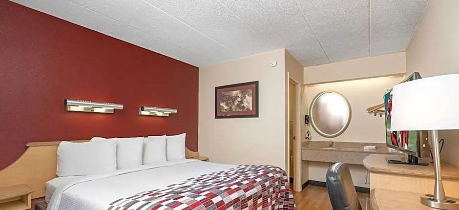 Red Roof Inn Louisville Expo Airport