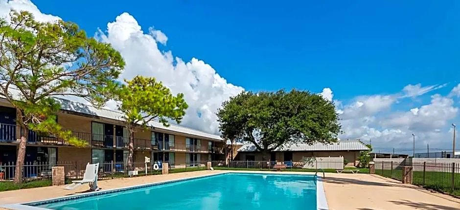 Motel 6 Port Lavaca, TX