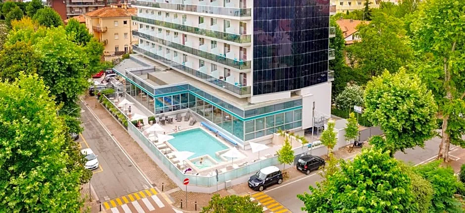 Aqua Hotel