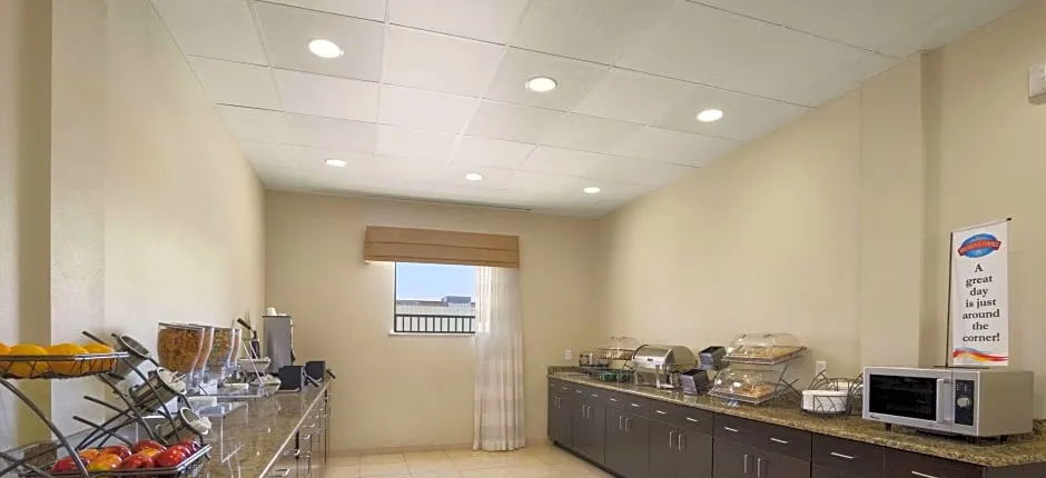 Baymont by Wyndham Cotulla