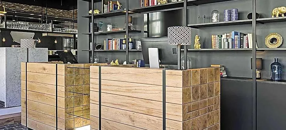 ibis Styles Laval Centre Gare