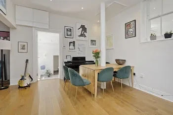 Beautiful Battersea Home by Clapham Junction by UnderTheDoormat, London