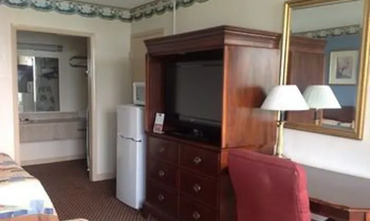 Super Inn and Suites Milledgeville