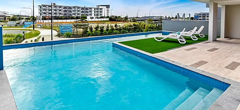 Aquarius Kawana