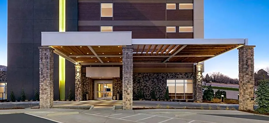 Home2 Suites by Hilton Colorado Springs South, CO