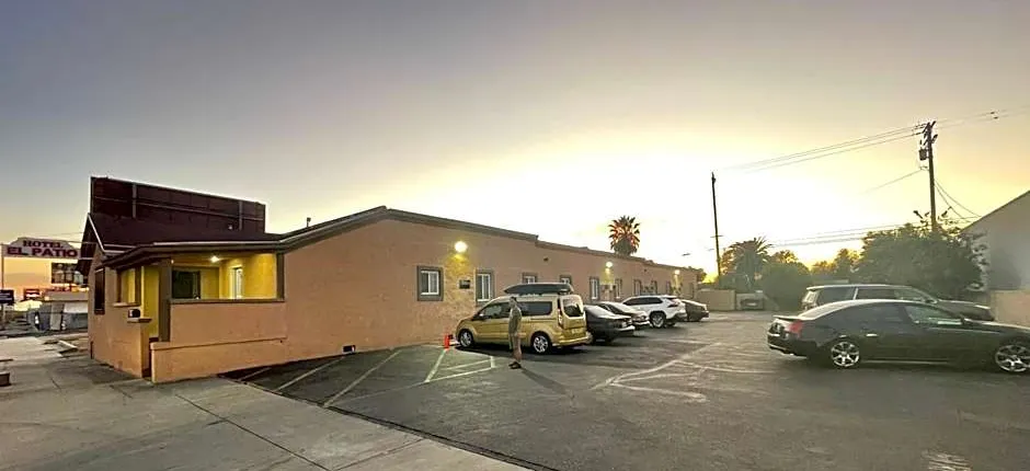 EL PATIO HOTEL