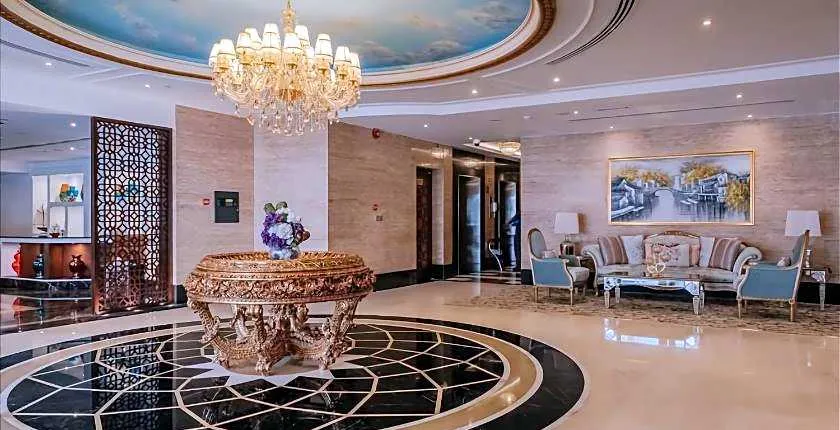 Crystal Plaza Al Majaz Hotel