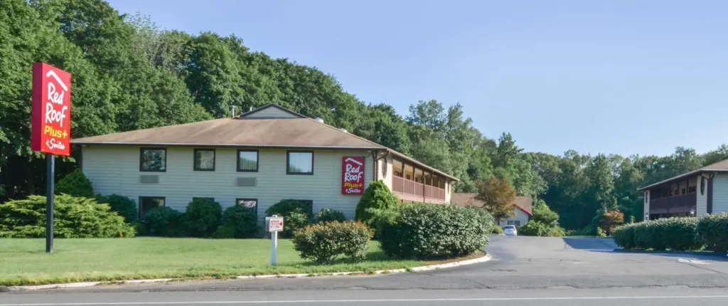 Red Roof Inn PLUS+ & Suites Guilford