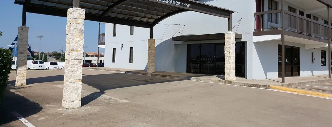 Super 8 Rockwall