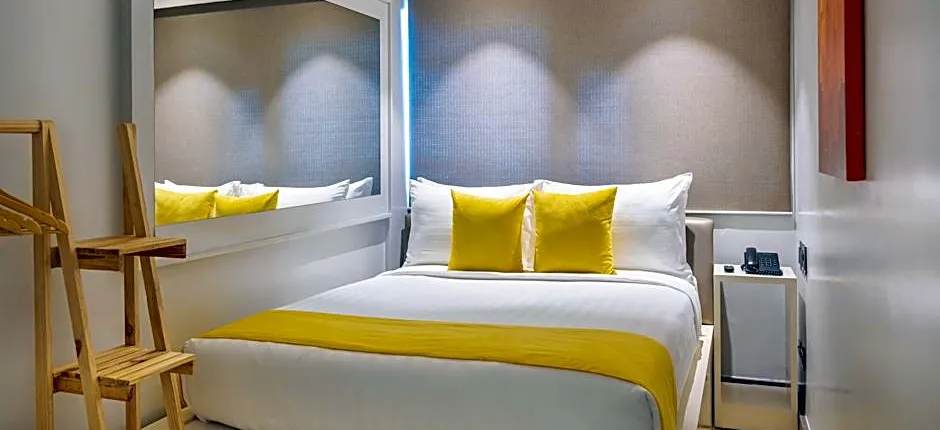 The Mini Suites - Eton Tower Makati