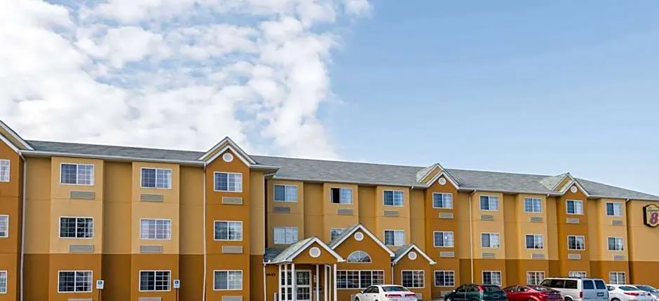 Super 8 by Wyndham Columbus West