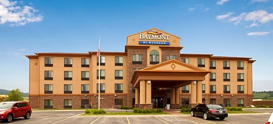 Baymont Inn & Suites by Wyndham Sturgis