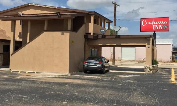 Coahoma Inn