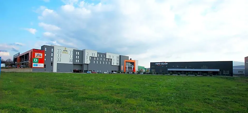 Hotel ETNA