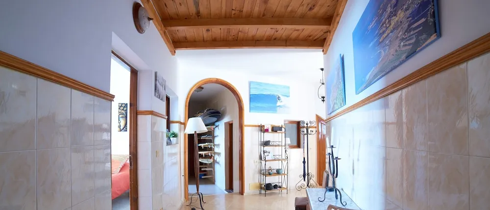 El Picacho in shared house with terrace
