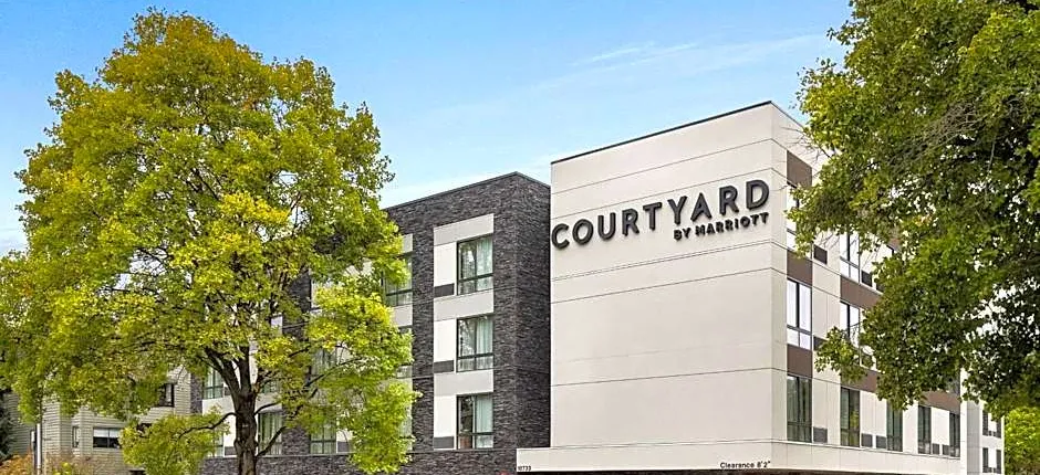 Courtyard by Marriott Seattle Northgate