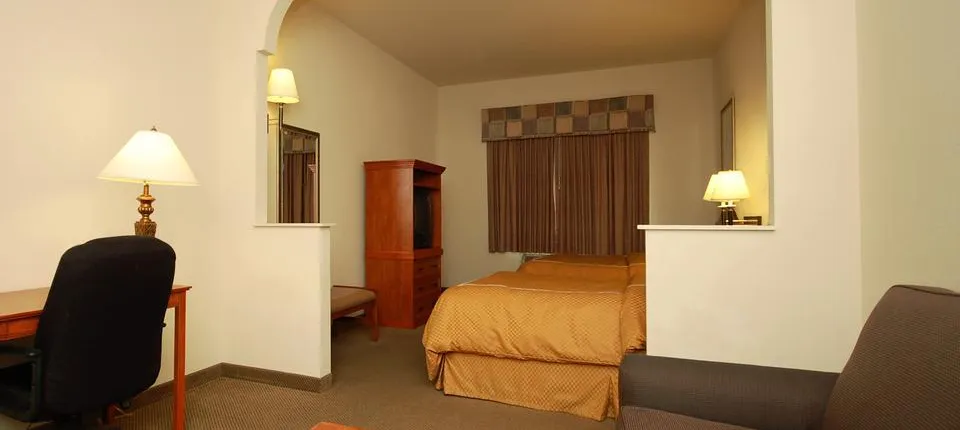 Comfort Suites Odessa Area