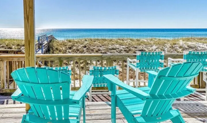 Dolphin Watch 3 Bedroom Townhouse by RedAwning