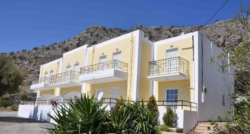 Marianthi Studios & Apartments
