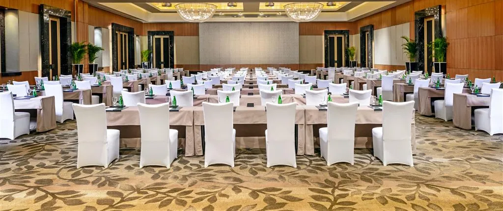 The Westin Beijing, Financial Street