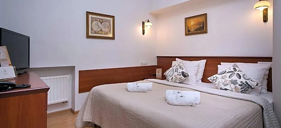 Ventus Rosa Apartments