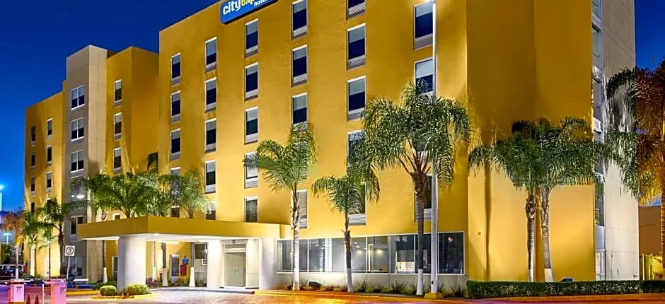 City Express by Marriott Leon