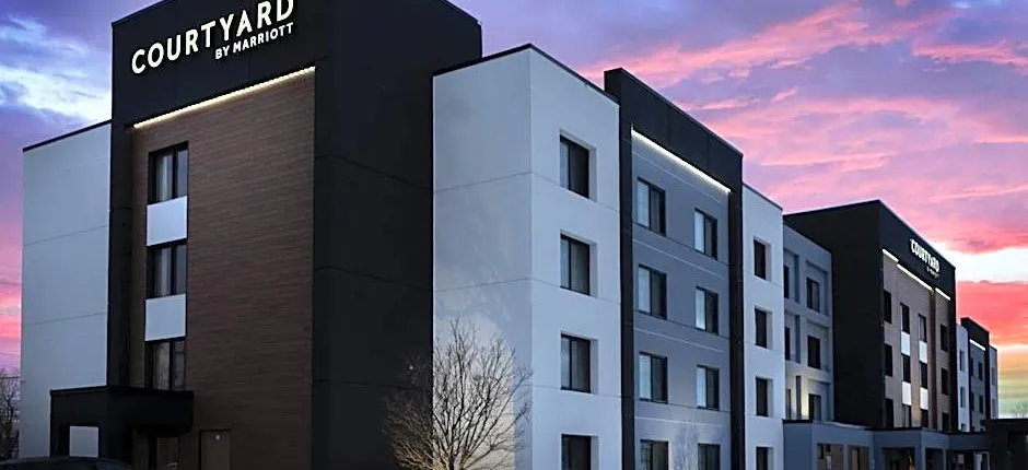 Courtyard by Marriott Buffalo Amherst/University