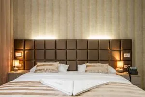Royal Airport Hotel