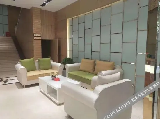 Zitong Aijia Business Hotel