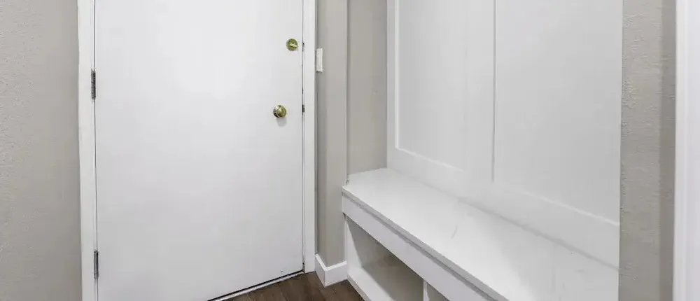 Bijou at the Lake - Amazing Lake Front Complex!