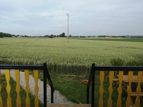 Roulotte et Jacuzzi au Domaine du Reuze