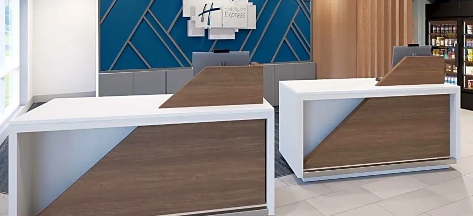 Holiday Inn Express & Suites - Tomah By IHG