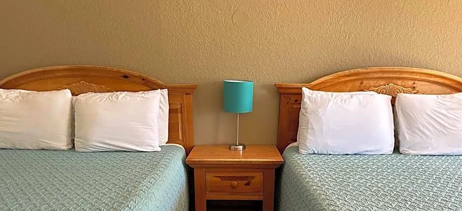 Sunset Inn and Suites