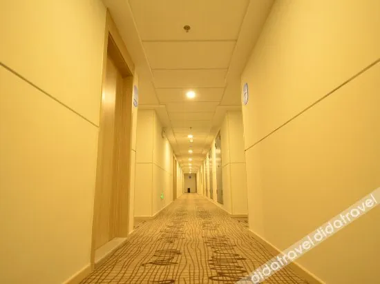 Hanting Hotel of Wuchang Railway Subway Station