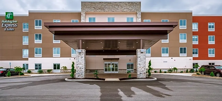 Holiday Inn Express and Suites- South Bend Casino By IHG