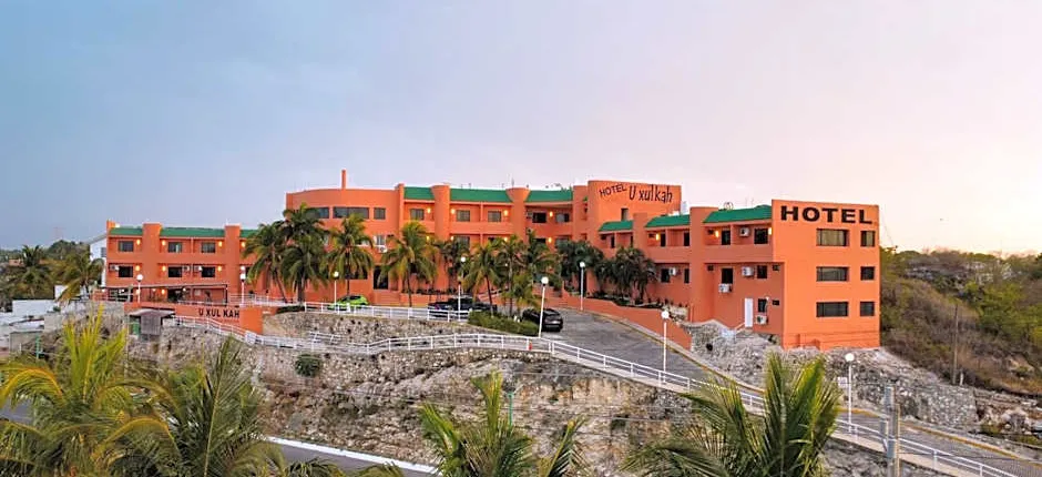 HOTEL UXULKAH