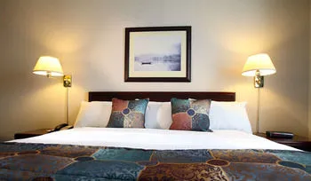 Ramada Plaza Dartmouth Park Place