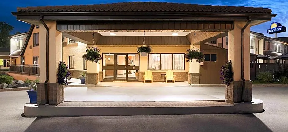 Days Inn by Wyndham Miramichi NB