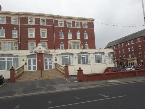 Chequers Plaza Hotel