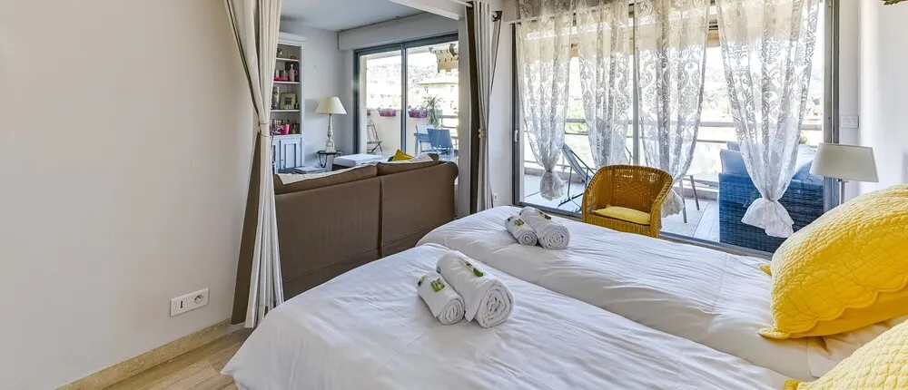 Les Elfes Apartment 2