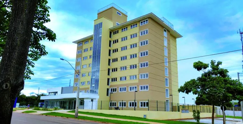 HOTEL 10 PALMAS