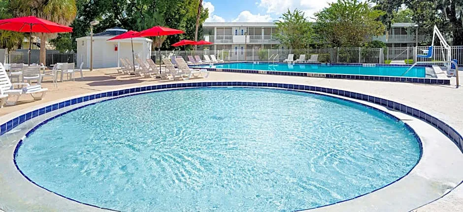 Baymont by Wyndham Orlando Lake Buena Vista South