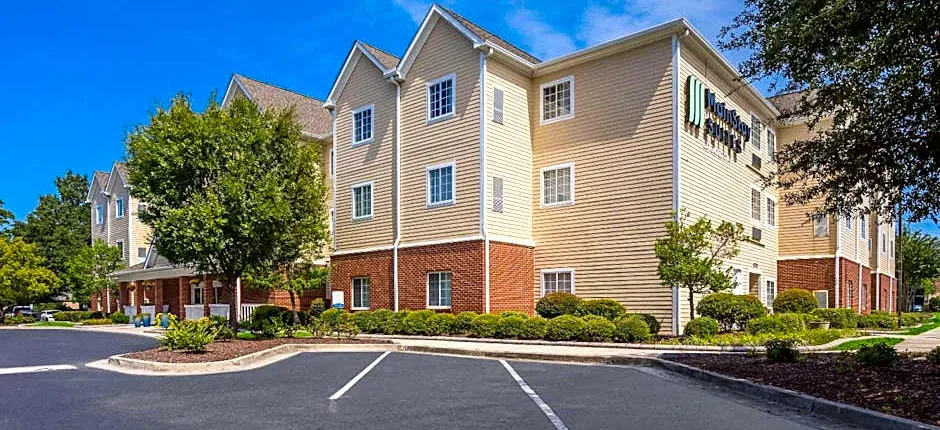 MainStay Suites Wilmington - University Area